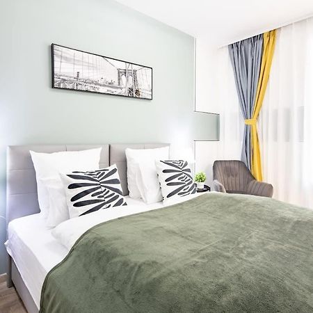 Free Parking - Balcony - Sunny - New Lejlighed Budapest Eksteriør billede