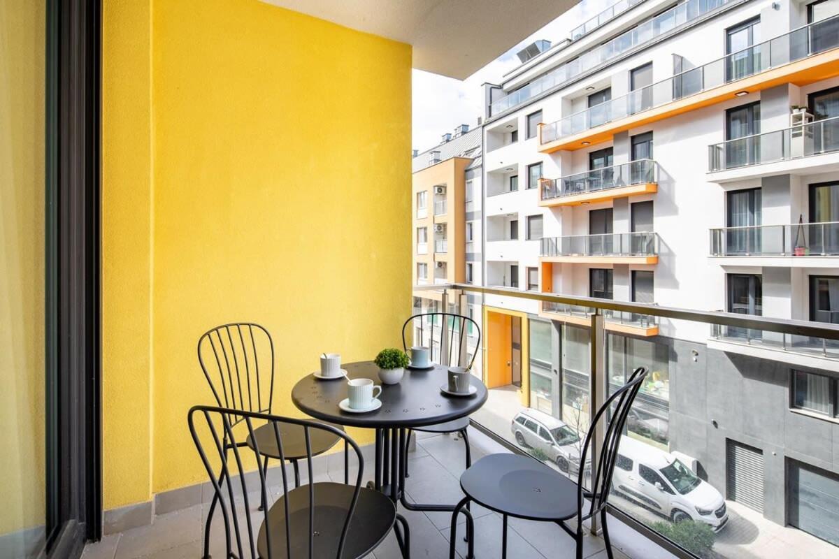 Free Parking - Balcony - Sunny - New Lejlighed Budapest Eksteriør billede