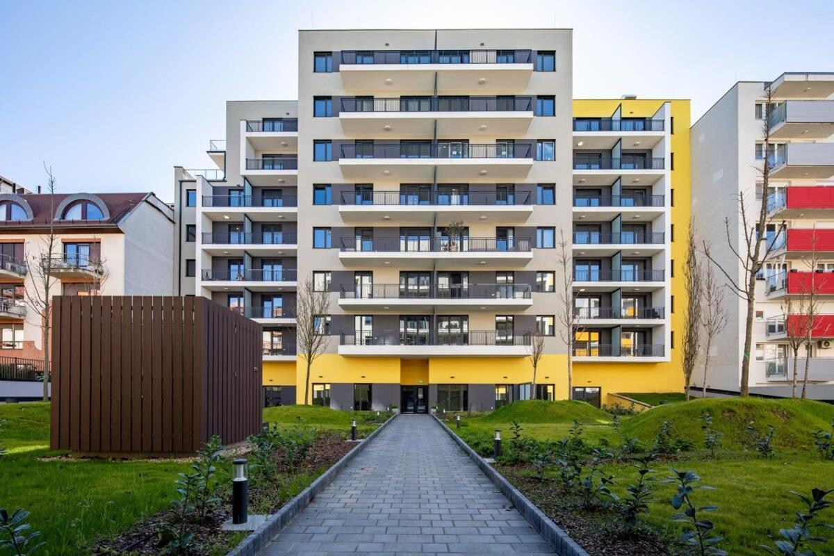 Free Parking - Balcony - Sunny - New Lejlighed Budapest Eksteriør billede